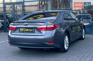 Седан Lexus ES 2014 в 