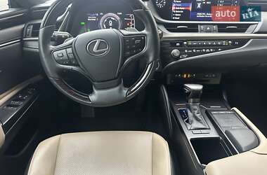 Седан Lexus ES 2020 в 