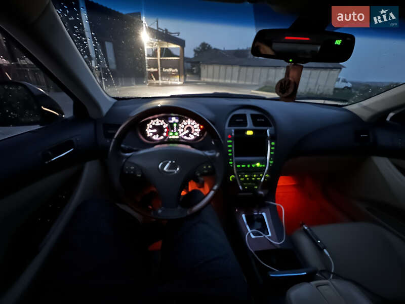 Седан Lexus ES 2007 в Тернополе