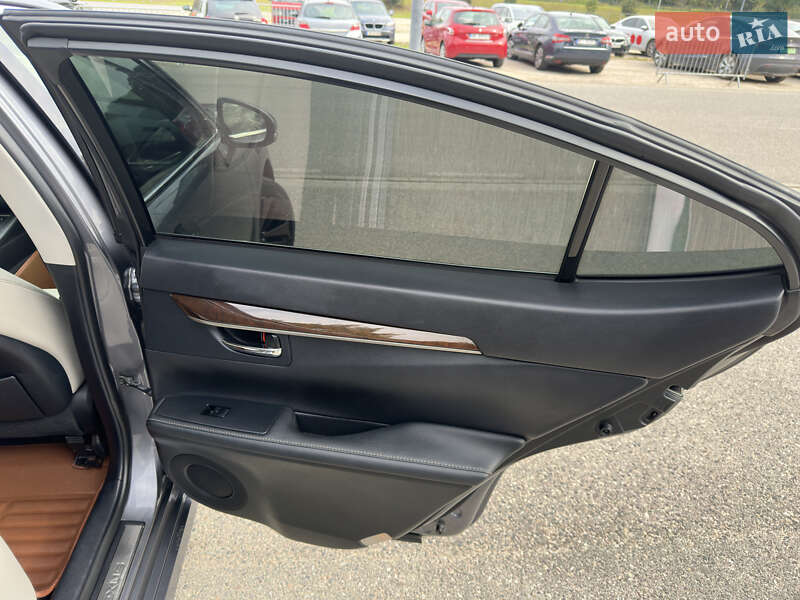 Седан Lexus ES 2014 в Звенигородці фото 10 Седан Lexus ES 2014 в Звенигородці