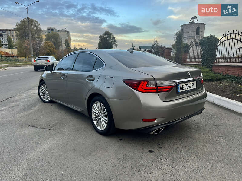 Седан Lexus ES 2017 в Кам'янському фото 6 Седан Lexus ES 2017 в Кам'янському