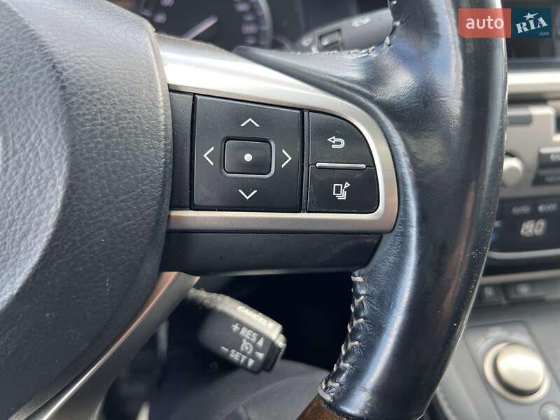 Седан Lexus ES 2016 в Днепре фото 18 Седан Lexus ES 2016 в Днепре