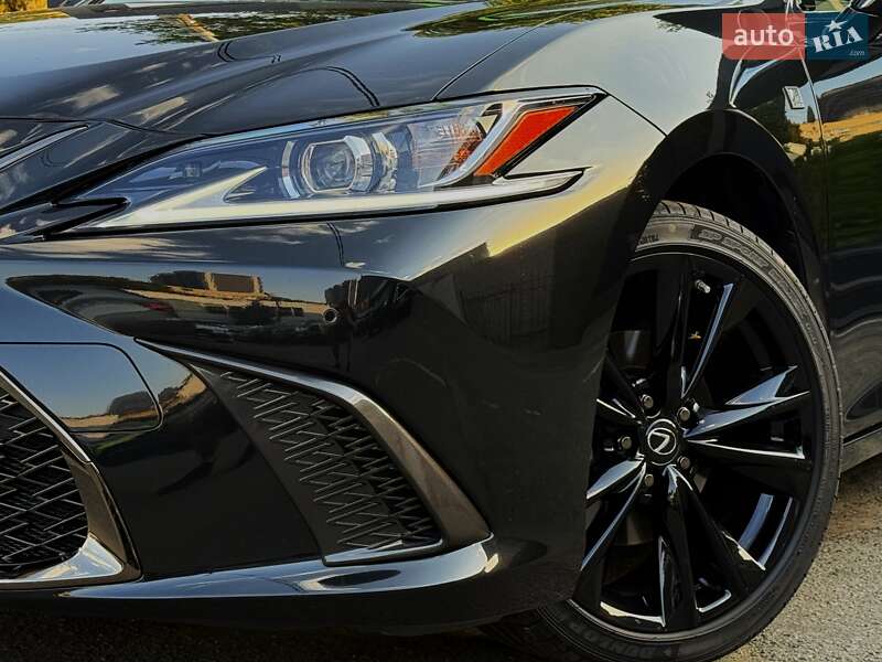 Седан Lexus ES 2023 в Киеве фото 10 Седан Lexus ES 2023 в Киеве