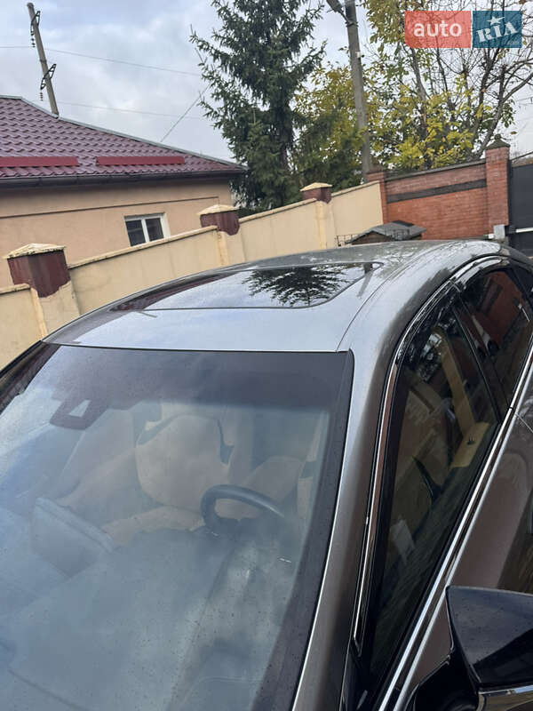 Седан Lexus ES 2022 в Киеве