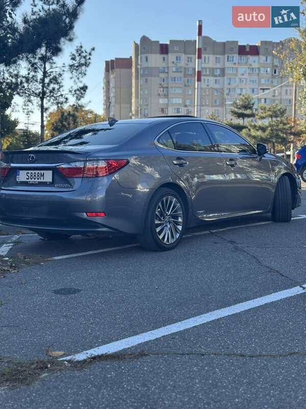 Седан Lexus ES 2014 в Одессе