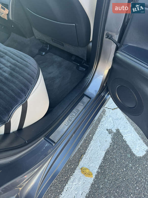 Седан Lexus ES 2014 в Одессе