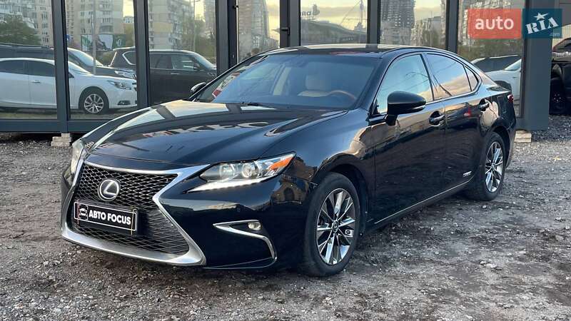 Седан Lexus ES 2013 в Киеве фото 3 Седан Lexus ES 2013 в Киеве