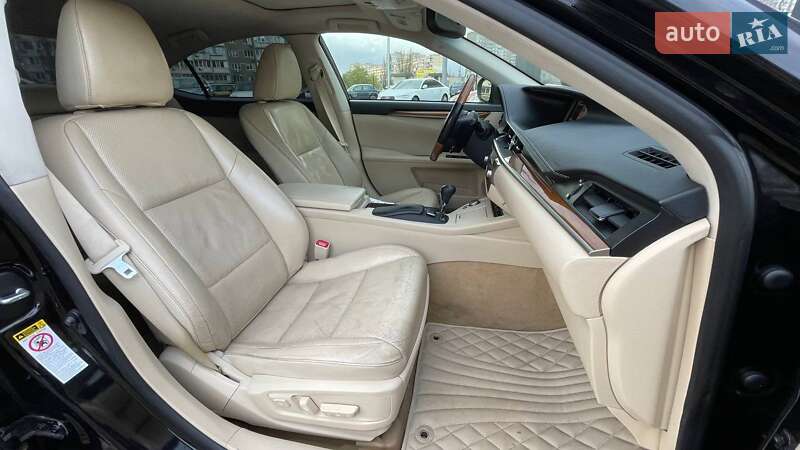 Седан Lexus ES 2013 в Киеве фото 10 Седан Lexus ES 2013 в Киеве