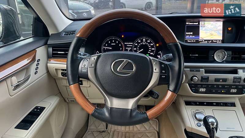 Седан Lexus ES 2013 в Киеве фото 14 Седан Lexus ES 2013 в Киеве
