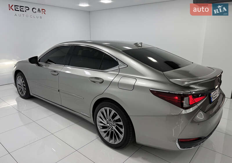 Седан Lexus ES 2019 в Одессе фото 18 Седан Lexus ES 2019 в Одессе