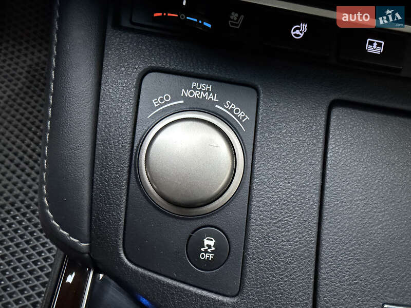 Седан Lexus ES 2017 в Львове фото 31 Седан Lexus ES 2017 в Львове