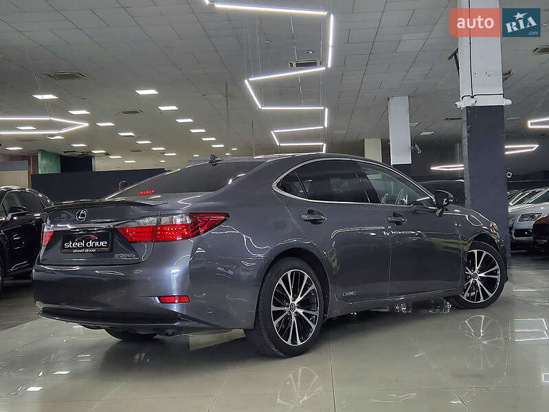 Седан Lexus ES 2014 в Николаеве фото 3 Седан Lexus ES 2014 в Николаеве