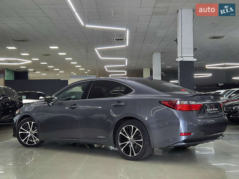 Седан Lexus ES 2014 в Николаеве фото 5 Седан Lexus ES 2014 в Николаеве