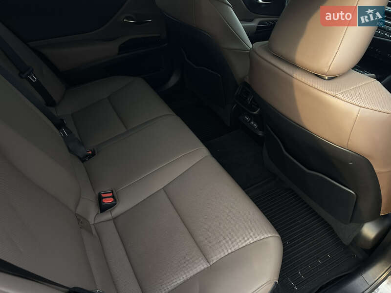 Седан Lexus ES 2022 в Каменском фото 13 Седан Lexus ES 2022 в Каменском