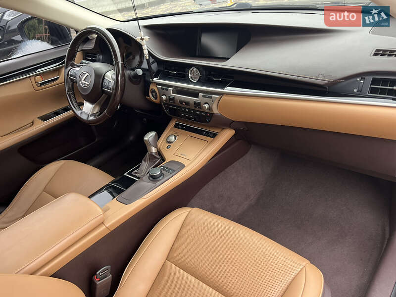 Седан Lexus ES 2017 в Дніпрі фото 12 Седан Lexus ES 2017 в Дніпрі