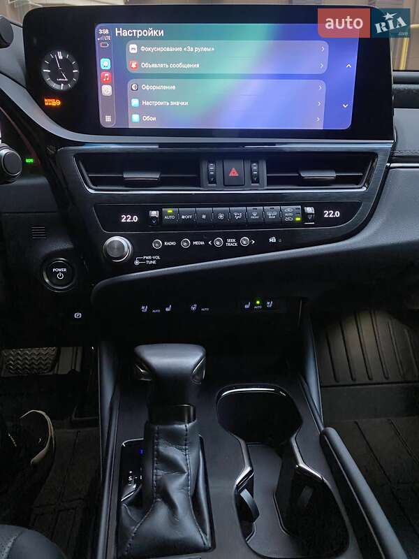 Седан Lexus ES 2022 в Києві