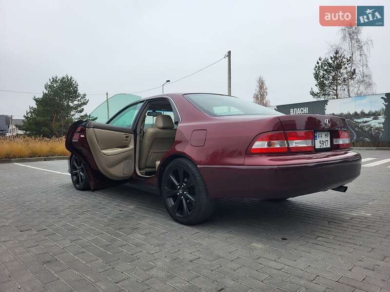 Седан Lexus ES 2000 в Ирпене фото Седан Lexus ES 2000 в Ирпене