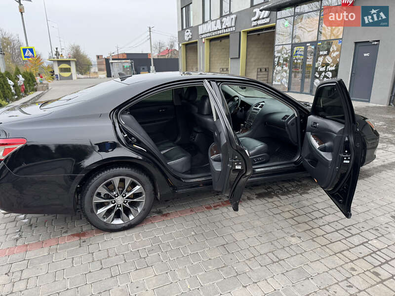 Седан Lexus ES 2011 в Вінниці