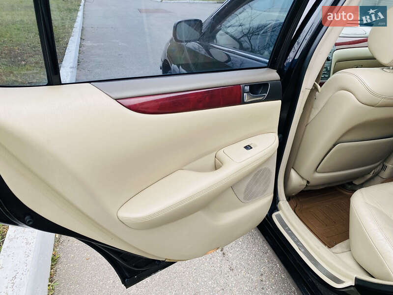 Седан Lexus ES 2003 в Харкові