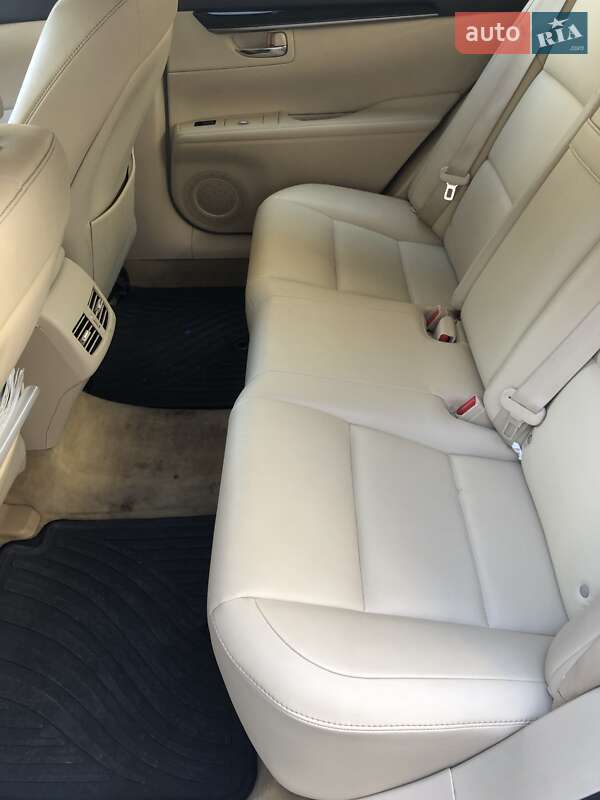 Седан Lexus ES 2013 в Одессе фото 13 Седан Lexus ES 2013 в Одессе
