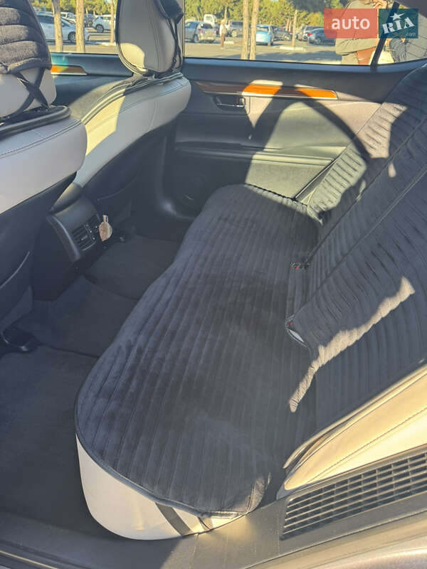 Седан Lexus ES 2014 в Добровеличковке