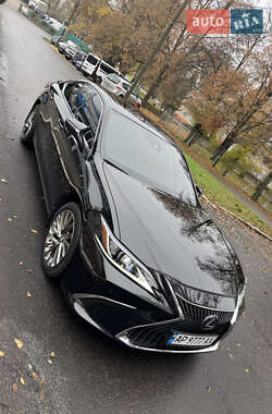Седан Lexus ES 2019 в Запорожье