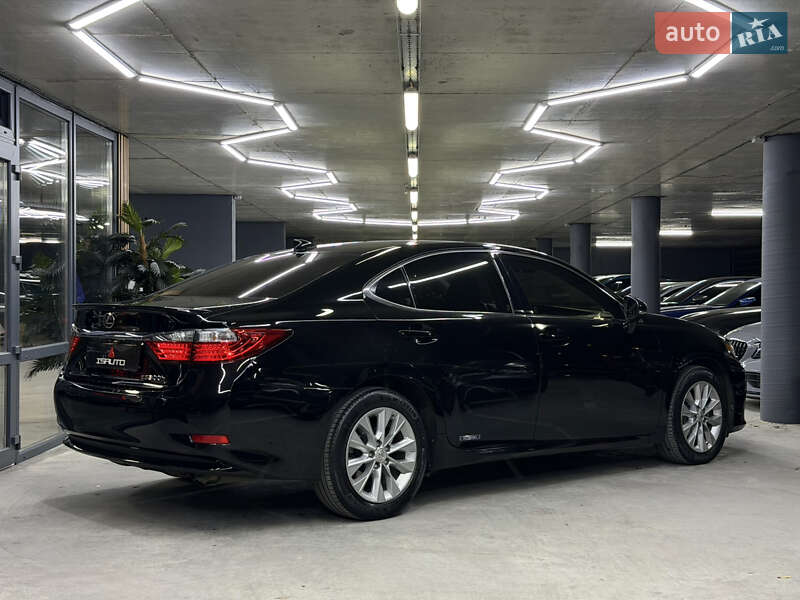 Седан Lexus ES 2015 в Одессе фото 15 Седан Lexus ES 2015 в Одессе