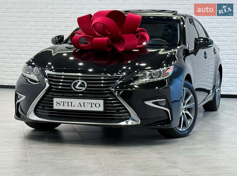 Седан Lexus ES 2016 в Одесі