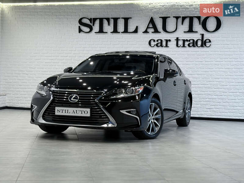 Седан Lexus ES 2016 в Одесі