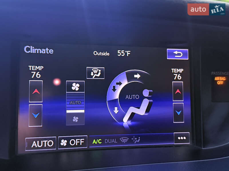 Седан Lexus ES 2016 в Одесі