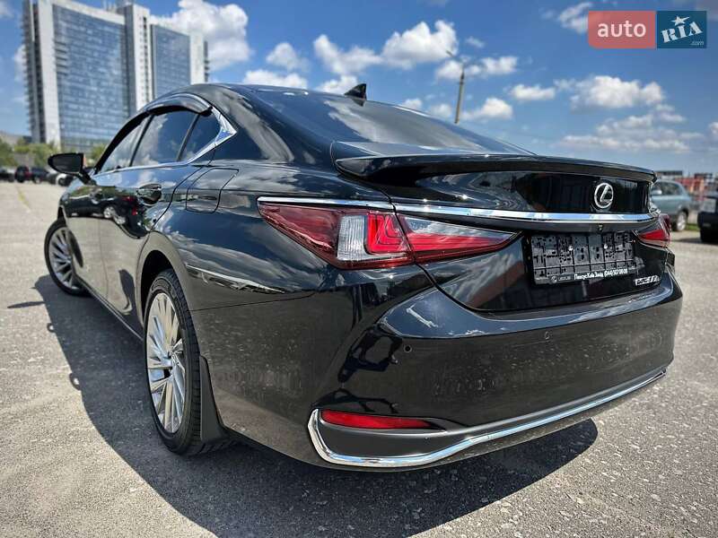 Седан Lexus ES 2024 в Киеве фото 21 Седан Lexus ES 2024 в Киеве