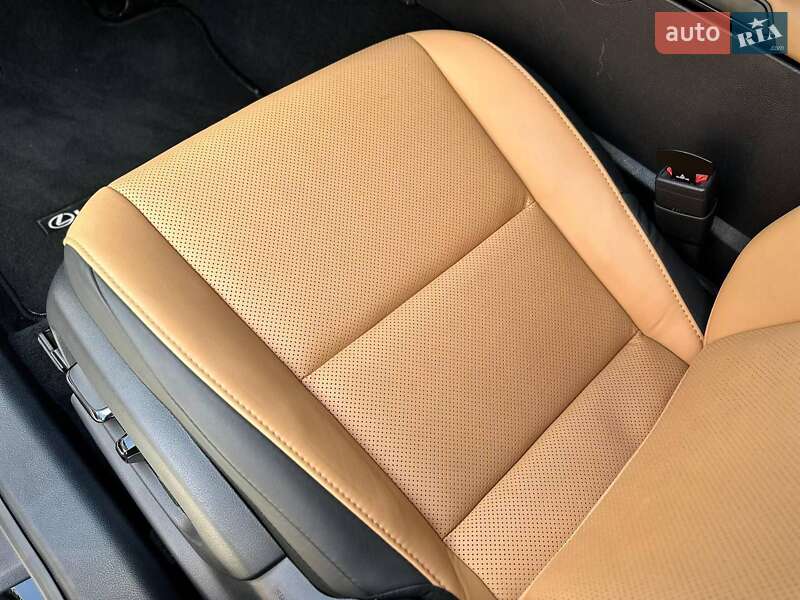 Седан Lexus ES 2024 в Киеве фото 36 Седан Lexus ES 2024 в Киеве
