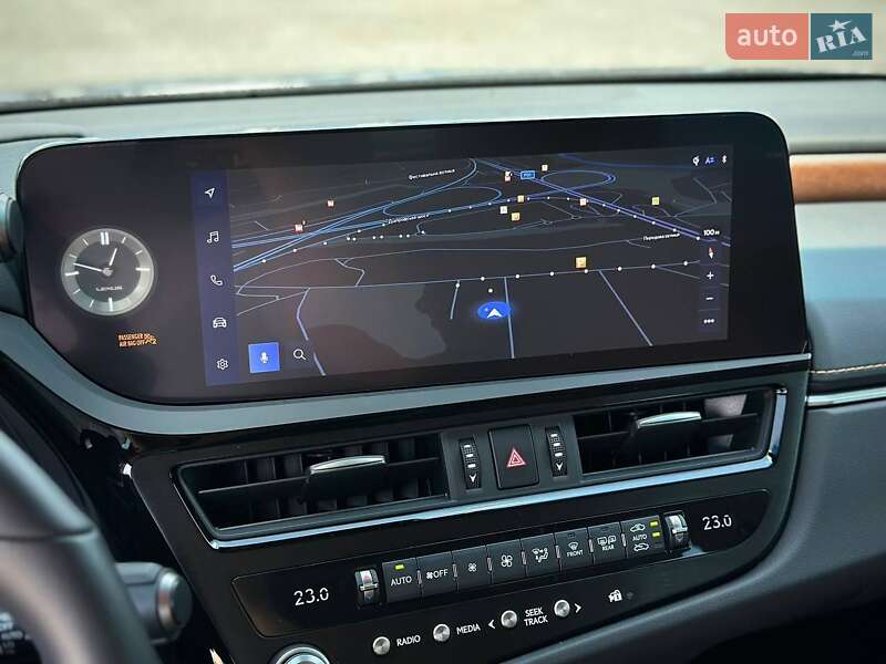 Седан Lexus ES 2024 в Киеве фото 49 Седан Lexus ES 2024 в Киеве