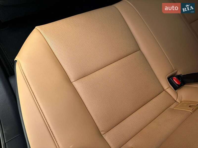 Седан Lexus ES 2024 в Киеве фото 68 Седан Lexus ES 2024 в Киеве