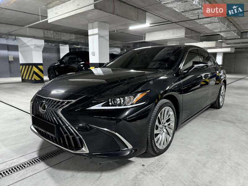 Седан Lexus ES 2022 в Днепре