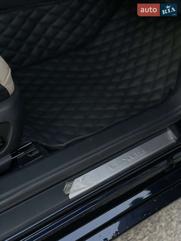 Седан Lexus ES 2021 в Днепре