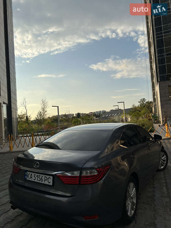 Седан Lexus ES 2013 в Києві фото 3 Седан Lexus ES 2013 в Києві