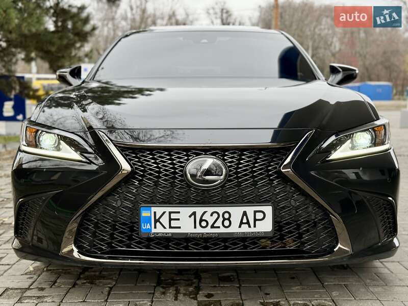 Седан Lexus ES 2023 в Днепре