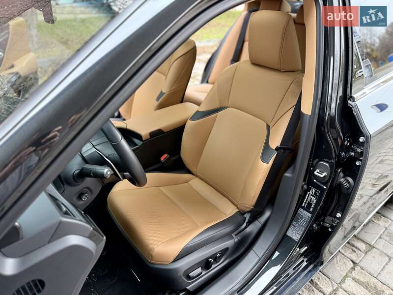 Седан Lexus ES 2023 в Днепре