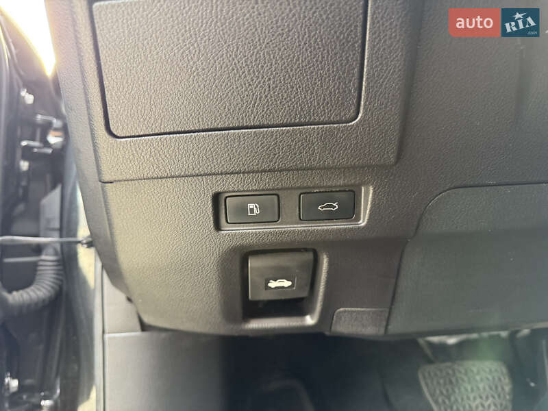 Седан Lexus ES 2022 в Киеве