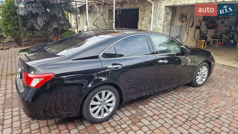 Седан Lexus ES 2008 в Киеве