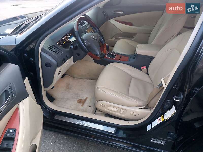 Седан Lexus ES 2008 в Виннице