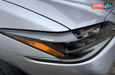 Седан Lexus ES 2023 в Белой Церкви