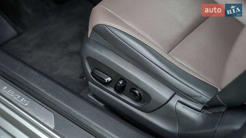 Седан Lexus ES 2023 в Львові фото 16 Седан Lexus ES 2023 в Львові