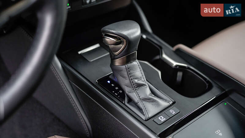 Седан Lexus ES 2023 в Львові фото 34 Седан Lexus ES 2023 в Львові