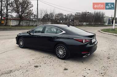 Седан Lexus ES 2019 в Рівному
