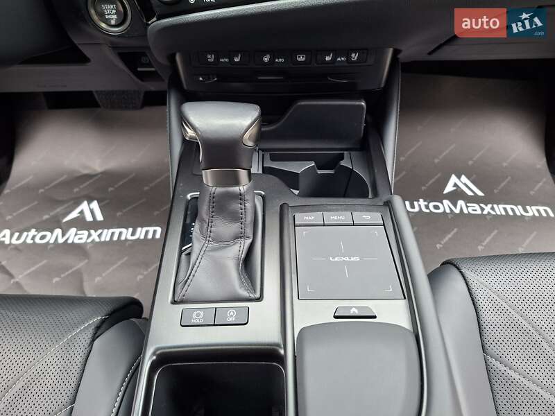 Седан Lexus ES 2022 в Одессе