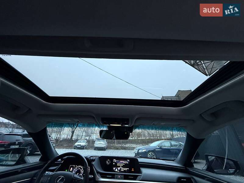 Седан Lexus ES 2020 в Днепре