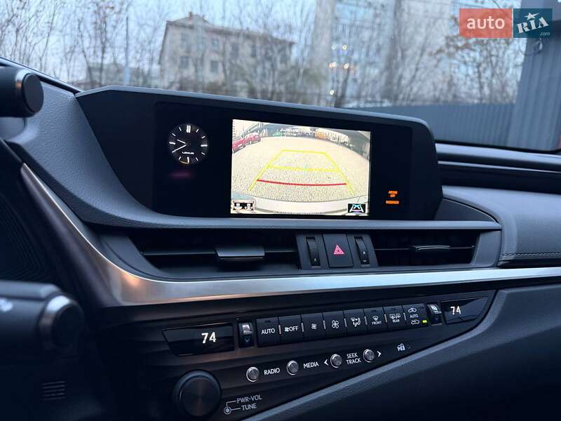 Седан Lexus ES 2020 в Днепре