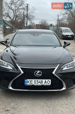 Седан Lexus ES 2020 в Дніпрі